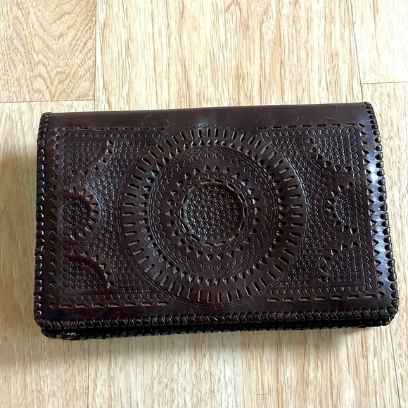 BCBGMaxAzria  brown unique leather clutch - Picture 1 of 7